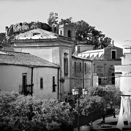 B&B Santapau Charme Living Licodia Eubea Exteriér fotografie